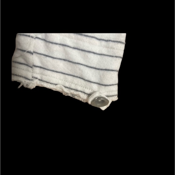 Zipper up ruffle jacket - Picture 7 of 14